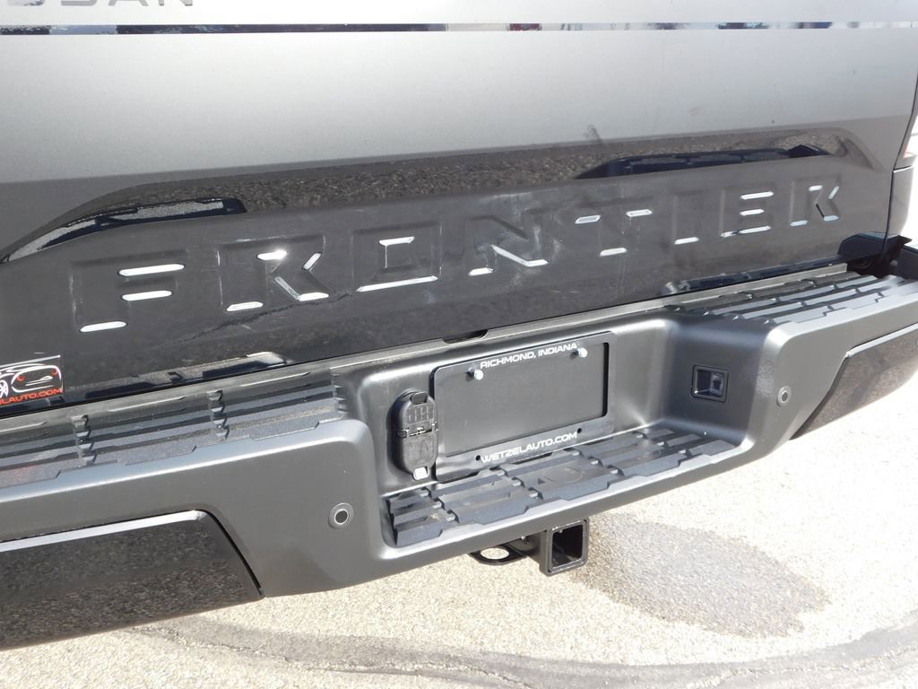 Used 2024 Nissan Frontier SV w/ Hardbody Edition image 40