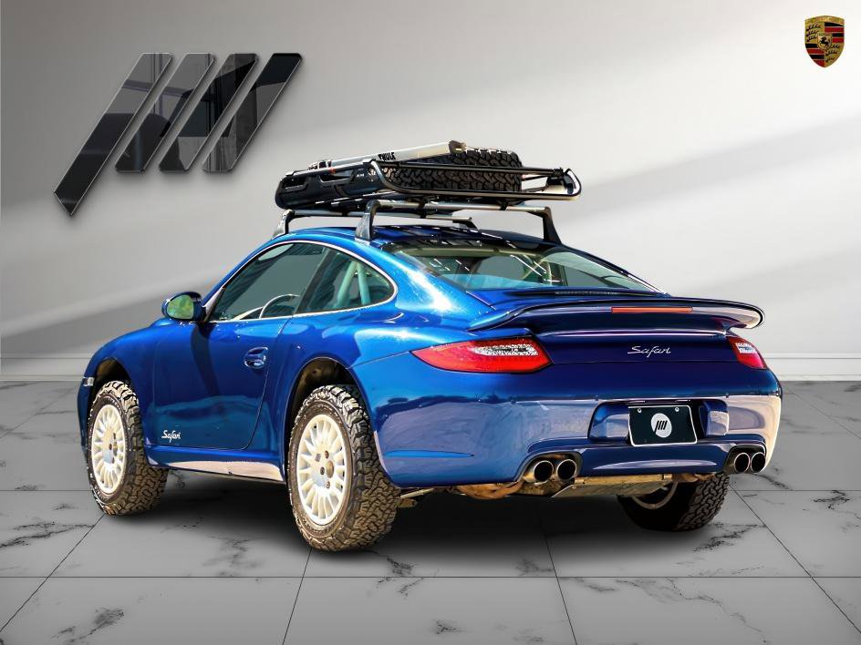 Used 2010 Porsche 911 Carrera 4 image 22