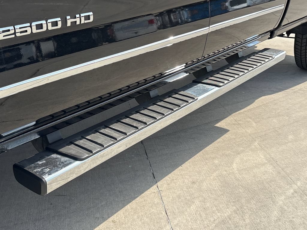 Used 2019 Chevrolet Silverado 2500 LTZ w/ Duramax Plus Package AWD/4WD image 50