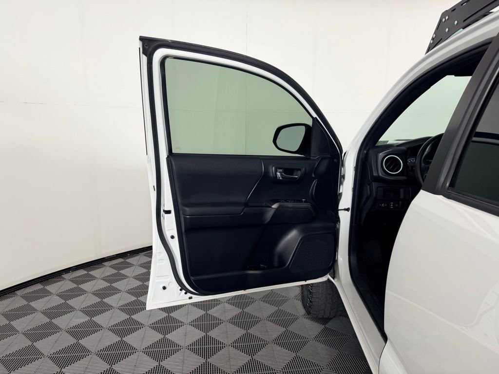 Used 2018 Toyota Tacoma TRD Pro image 22