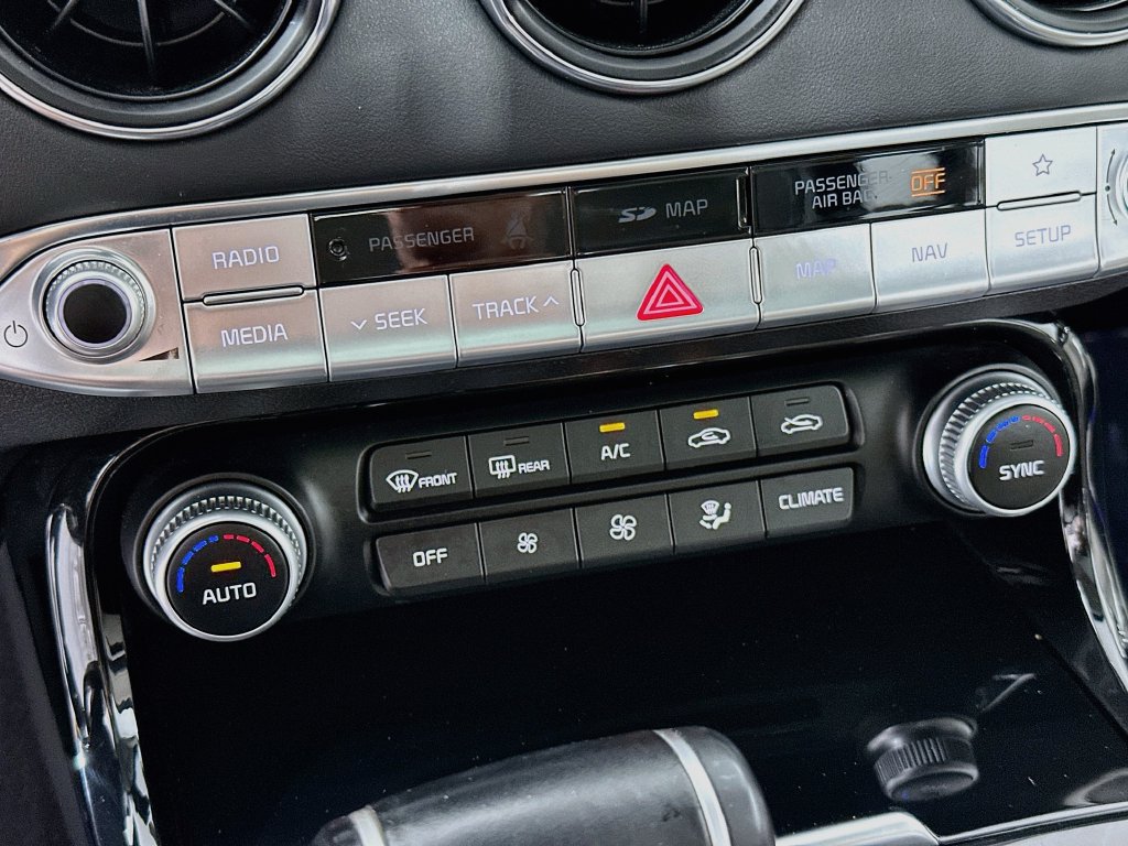 Used 2019 Kia Stinger Premium RWD image 18