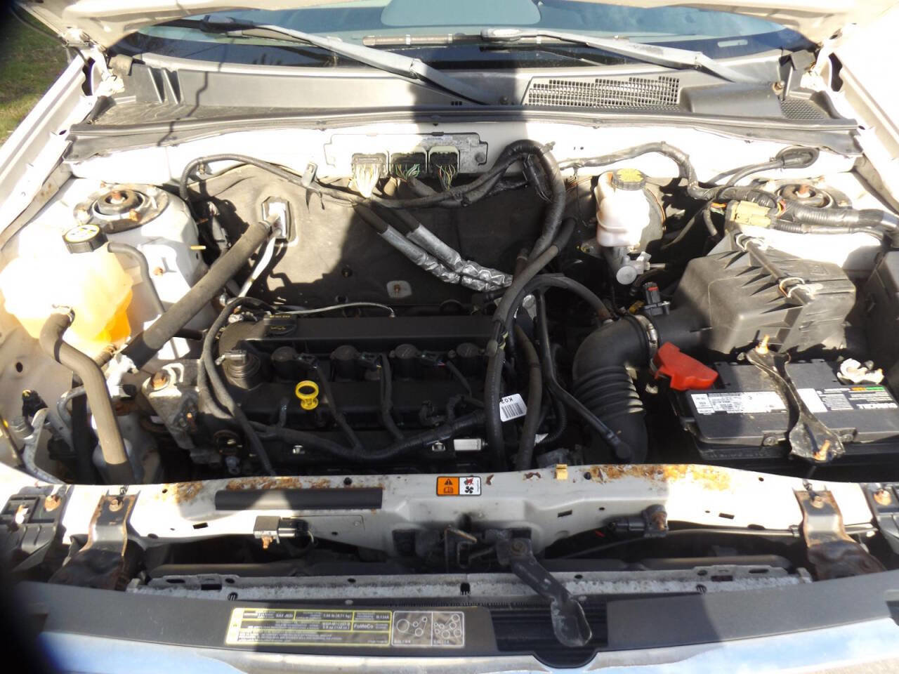 Used 2009 Ford Escape XLT image 12