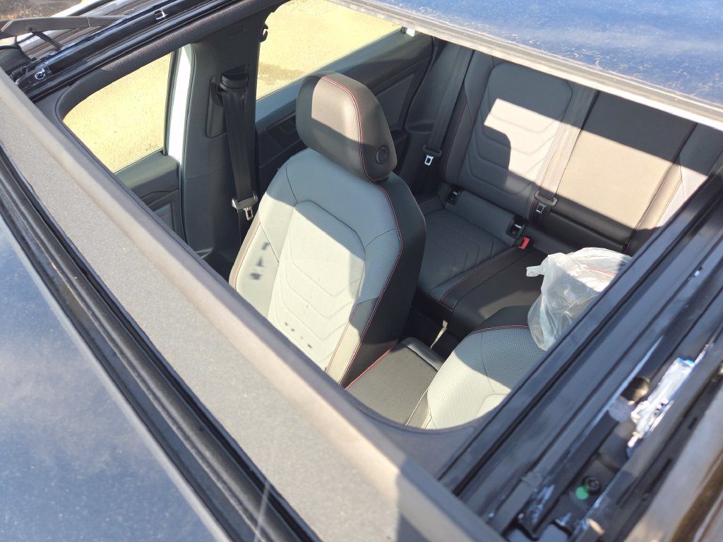 New 2026 Volkswagen Jetta GLI Autobahn FWD image 10