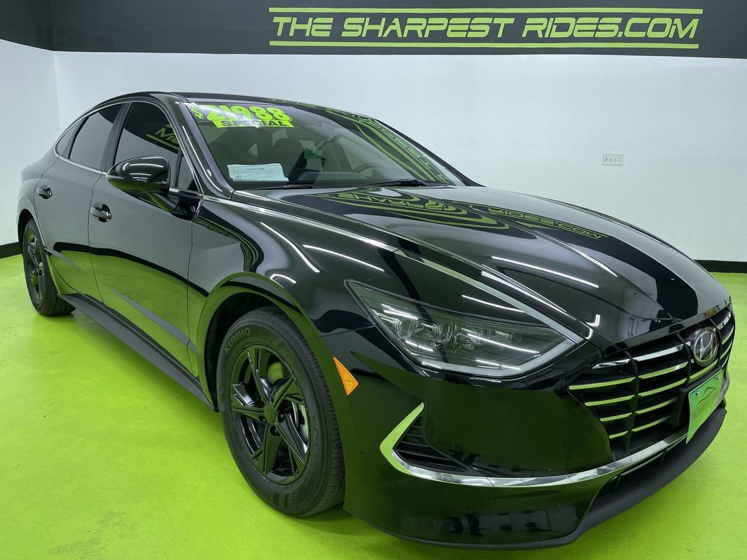 Used 2023 Hyundai Sonata SE w/ Preferred Accessory Package image 2