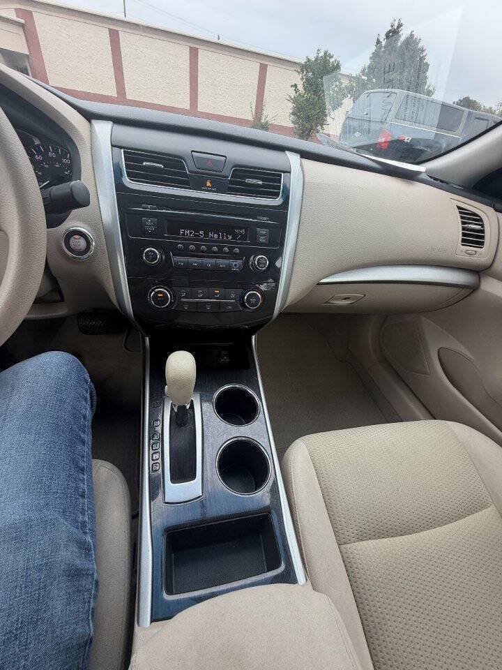 Used 2014 Nissan Altima 2.5 S FWD image 14