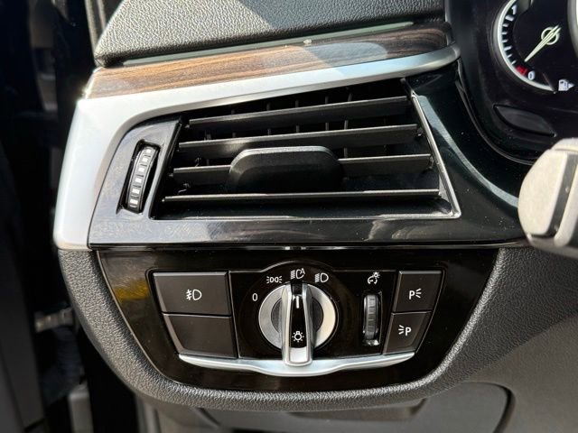 Used 2018 BMW 530i xDrive AWD/4WD image 50