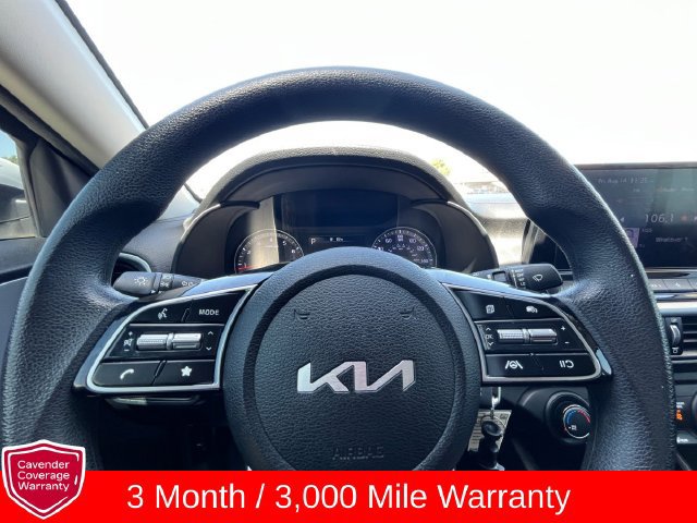 Used 2022 Kia Forte LXS FWD image 25