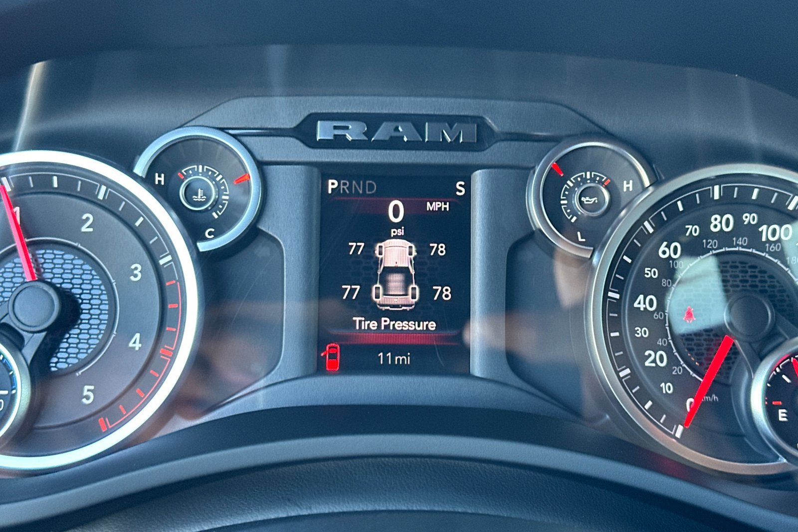 New 2027 RAM 2500 Tradesman AWD/4WD image 23