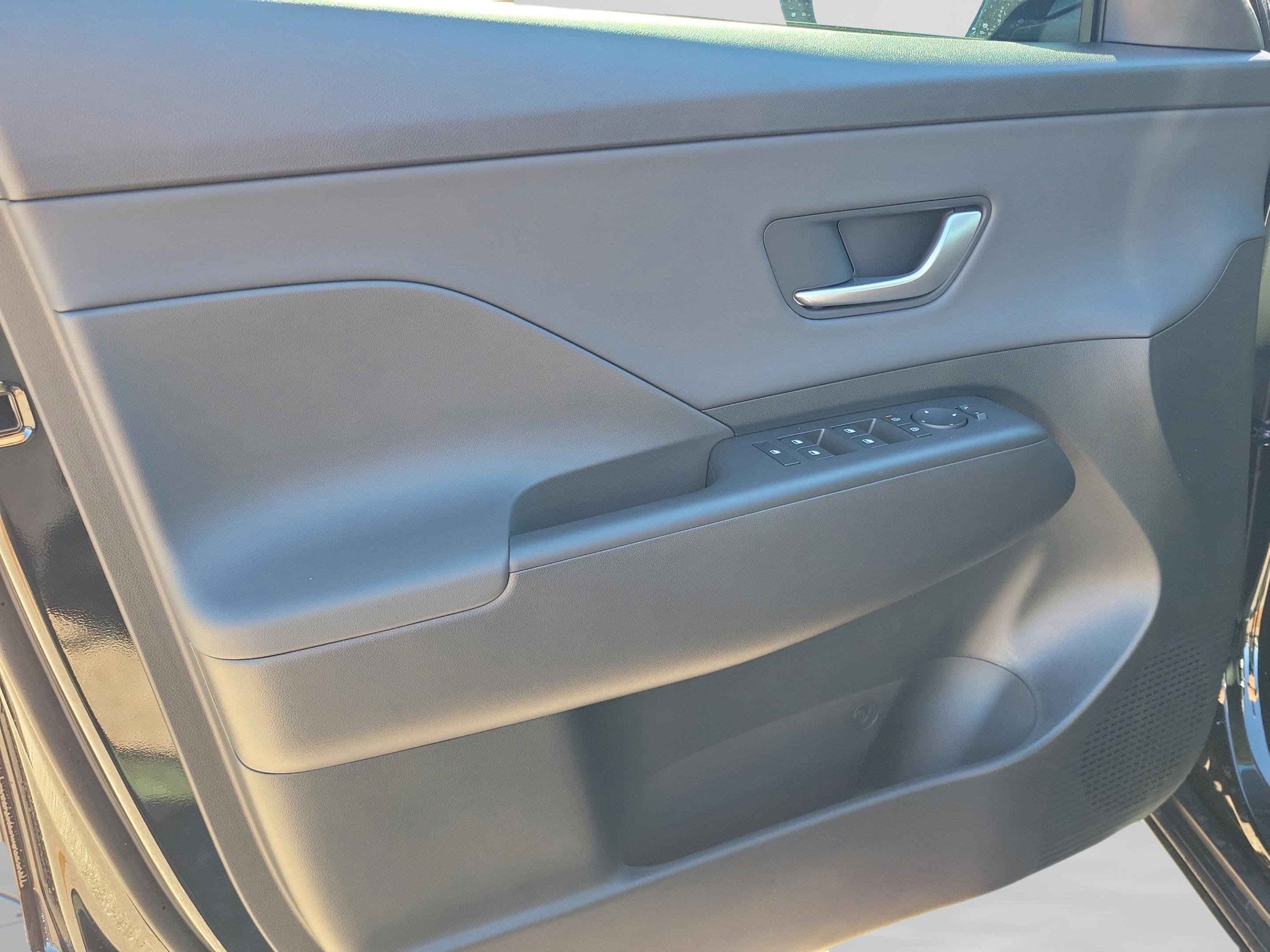 New 2026 Hyundai Kona SEL Premium image 29