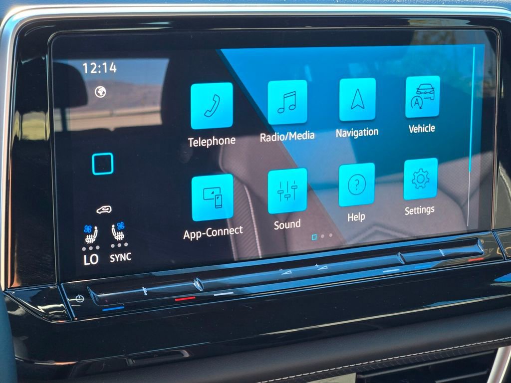 Certified 2025 Volkswagen Atlas Cross Sport SE image 19