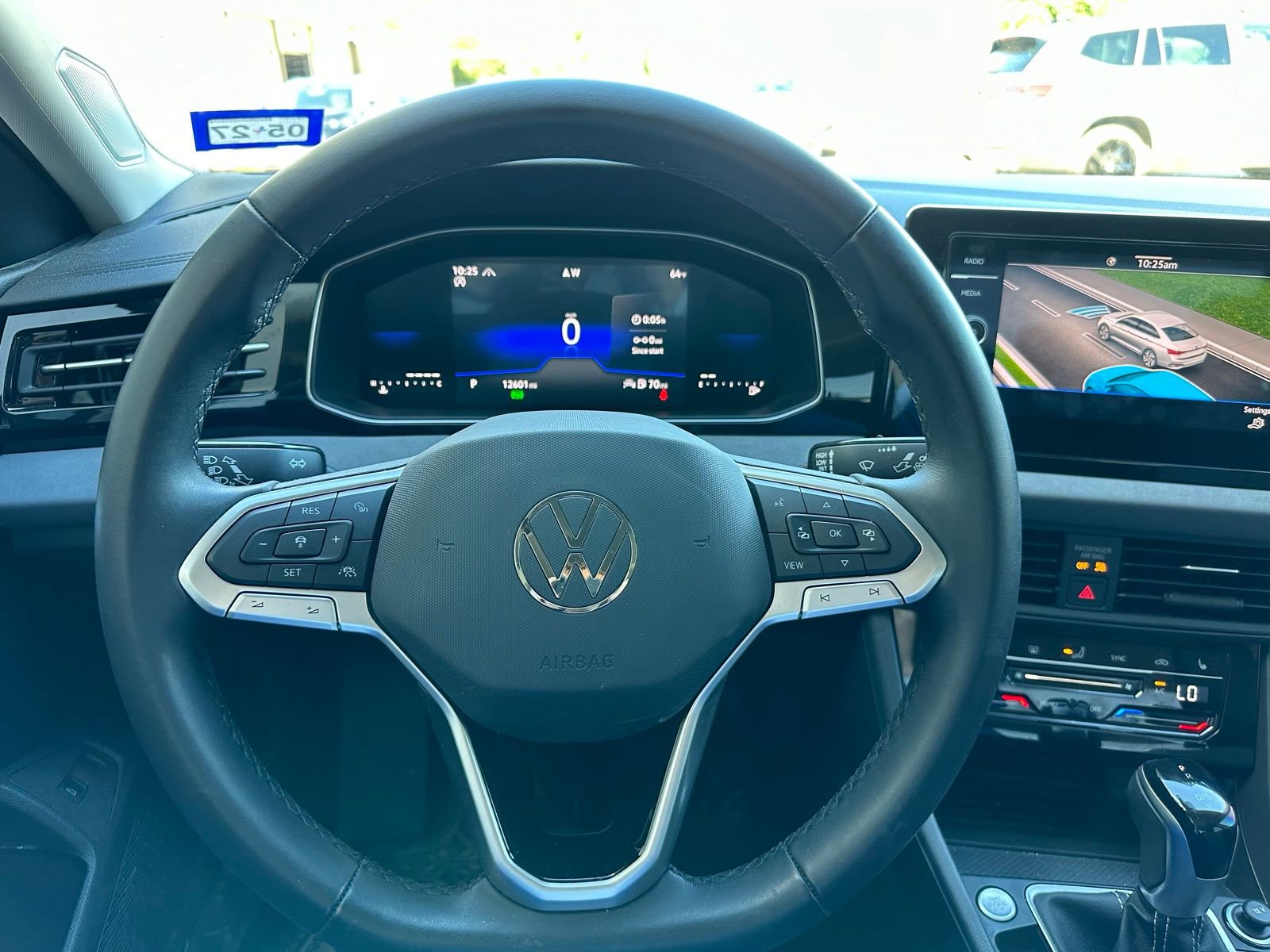 Used 2025 Volkswagen Jetta SE image 5