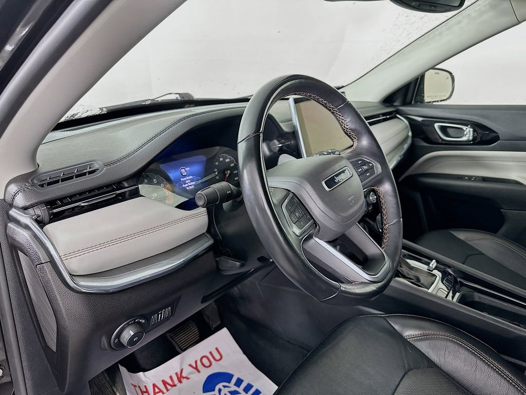 Used 2022 Jeep Compass Limited w/ Sun and Sound Group image 17