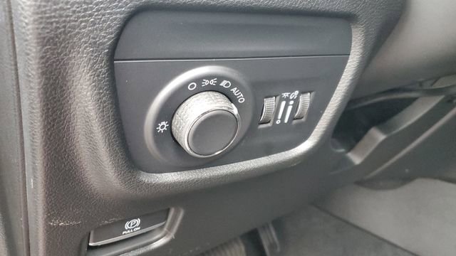 Certified 2024 Jeep Grand Cherokee L Altitude image 7