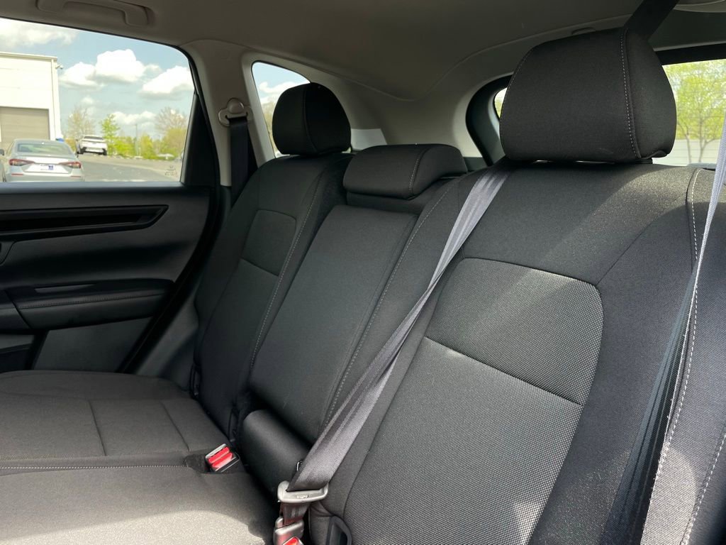 Certified 2025 Honda CR-V EX image 38