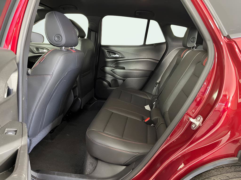 Used 2025 Chevrolet Trax RS w/ Driver Confidence Package FWD image 12