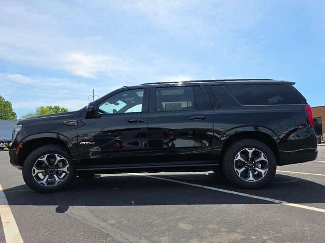 New 2026 GMC Yukon XL AT4 Ultimate w/ LPO, Floor Liner Package AWD/4WD image 14