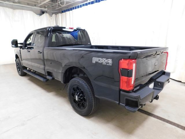 New 2026 Ford F250 Lariat w/ Black Appearance Package image 11