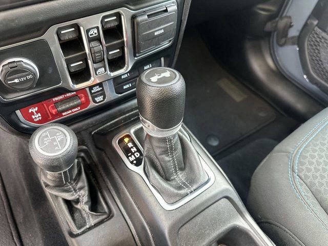 Used 2024 Jeep Wrangler Unlimited Rubicon 4xe image 20