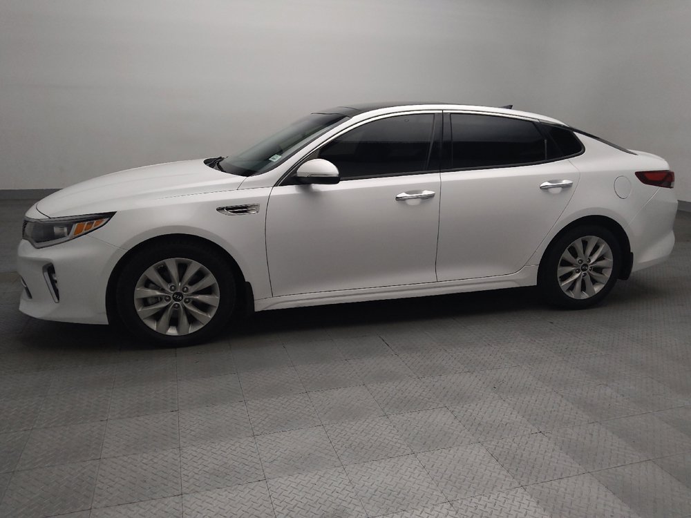 Used 2018 Kia Optima S w/ Panoramic Sunroof Package FWD image 2