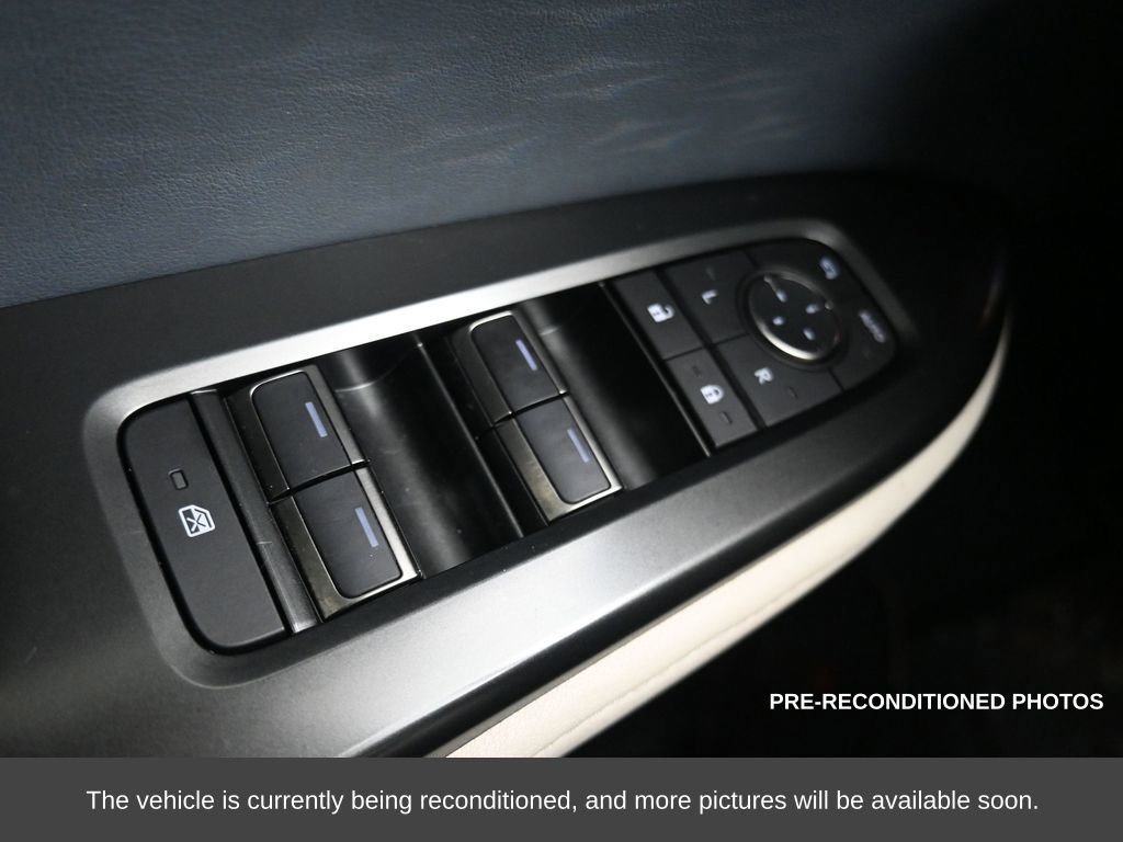 Used 2023 Lexus RZ 450e Premium image 27