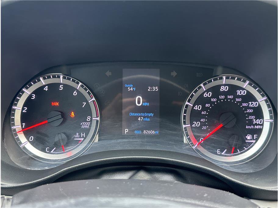 Used 2020 Toyota Highlander LE image 22