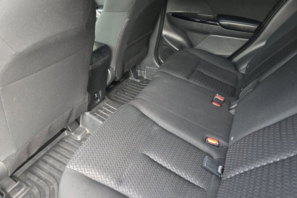 Used 2022 Mitsubishi Eclipse Cross LE image 12