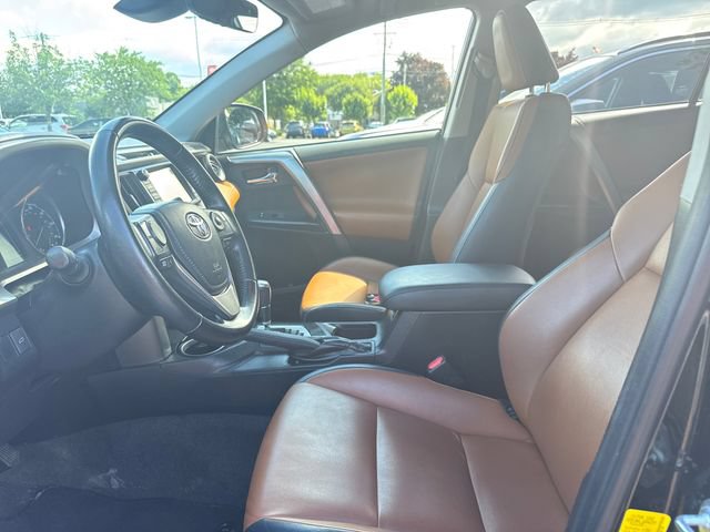 Used 2016 Toyota RAV4 Limited AWD/4WD image 22