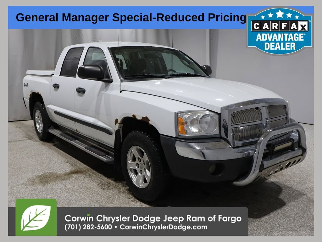 Used 2005 Dodge Dakota SLT