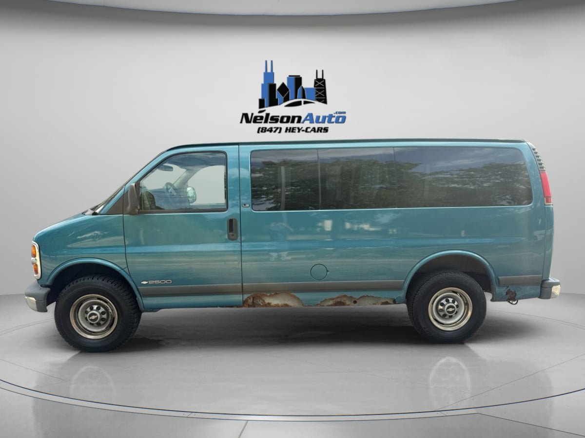 Used 1998 Chevrolet Express 2500 Passenger w/ Preferred Equipment Group RWD image 6