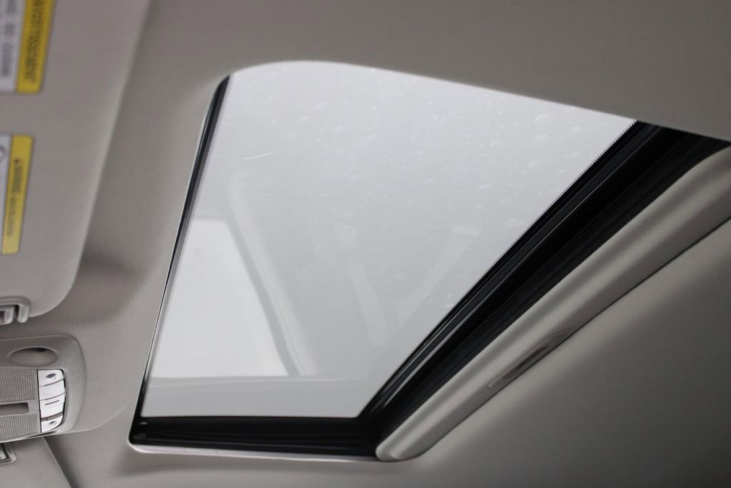 Used 2024 Nissan Armada SL image 63