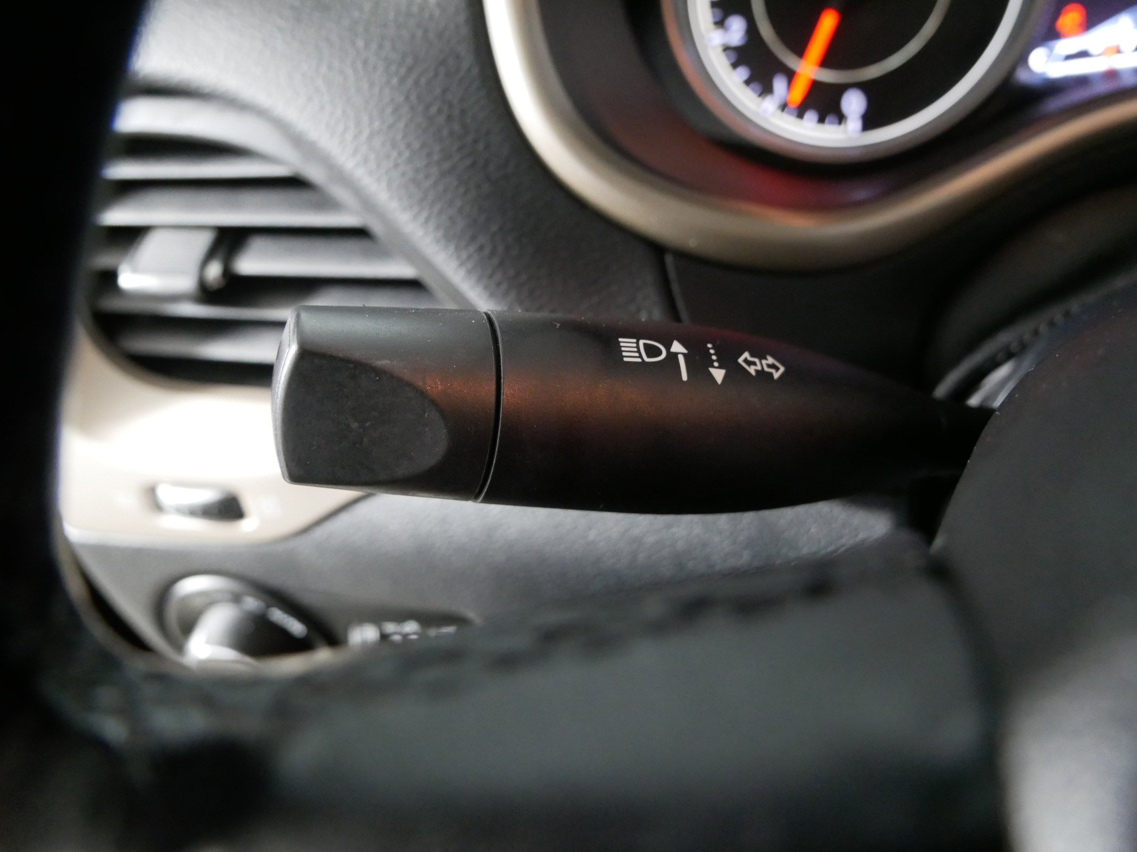 Used 2016 Jeep Cherokee Limited w/ Trailer Tow Group image 32