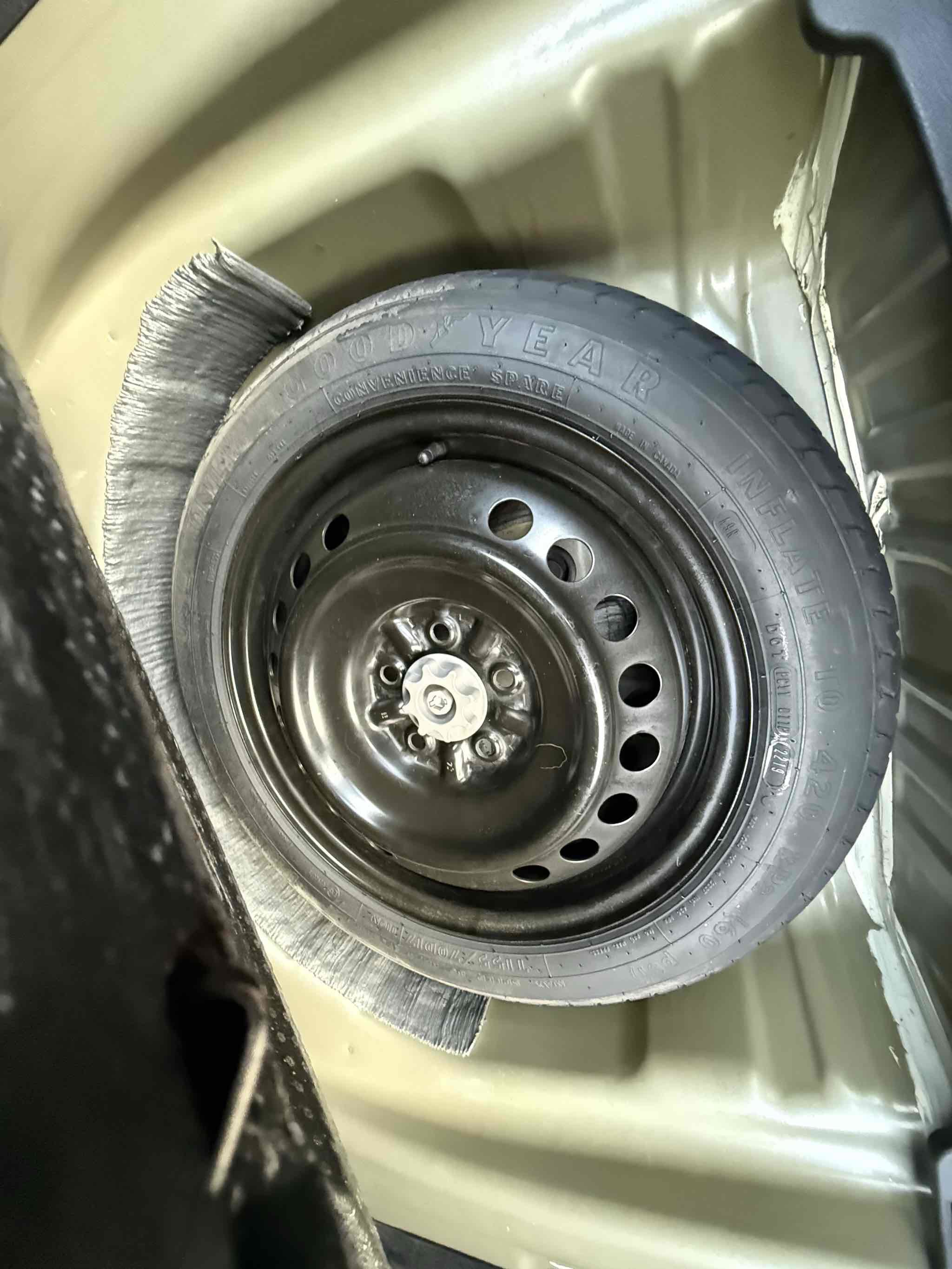 Used 2019 Toyota Camry LE image 63