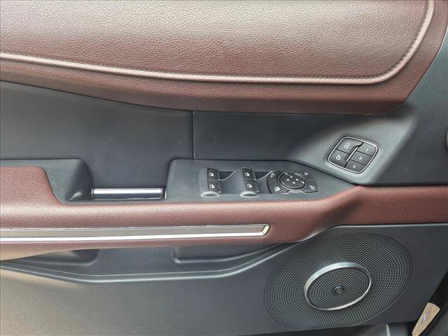 Used 2022 Ford Expedition Max Limited AWD/4WD image 15