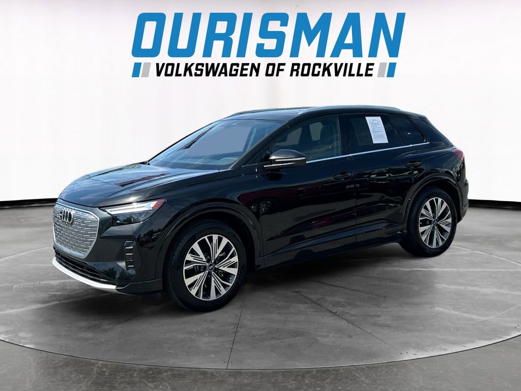 Used 2023 Audi Q4 e-tron Premium Plus w/ Premium Plus image 2