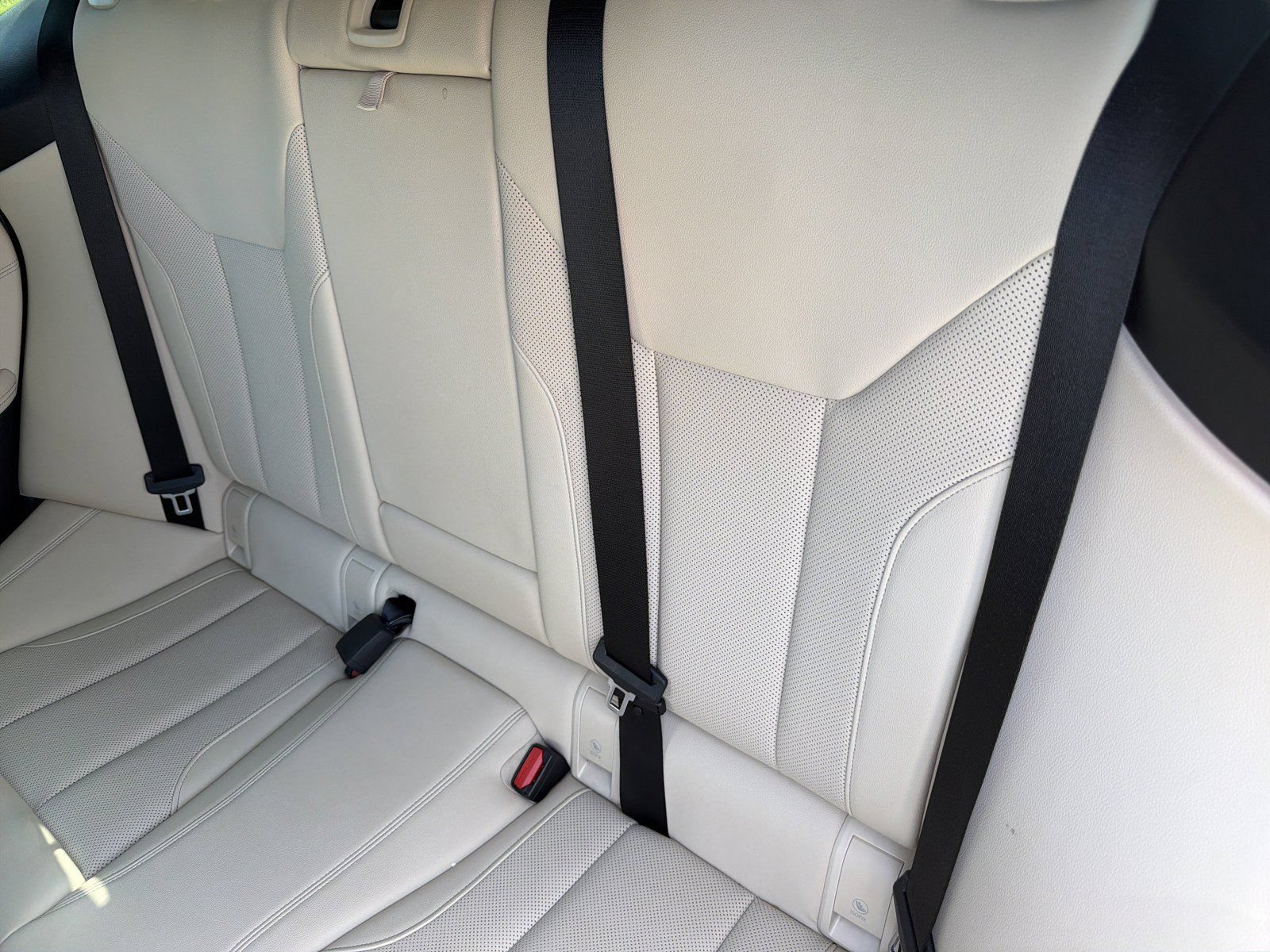 Used 2023 BMW i4 eDrive35 w/ Premium Package RWD image 20
