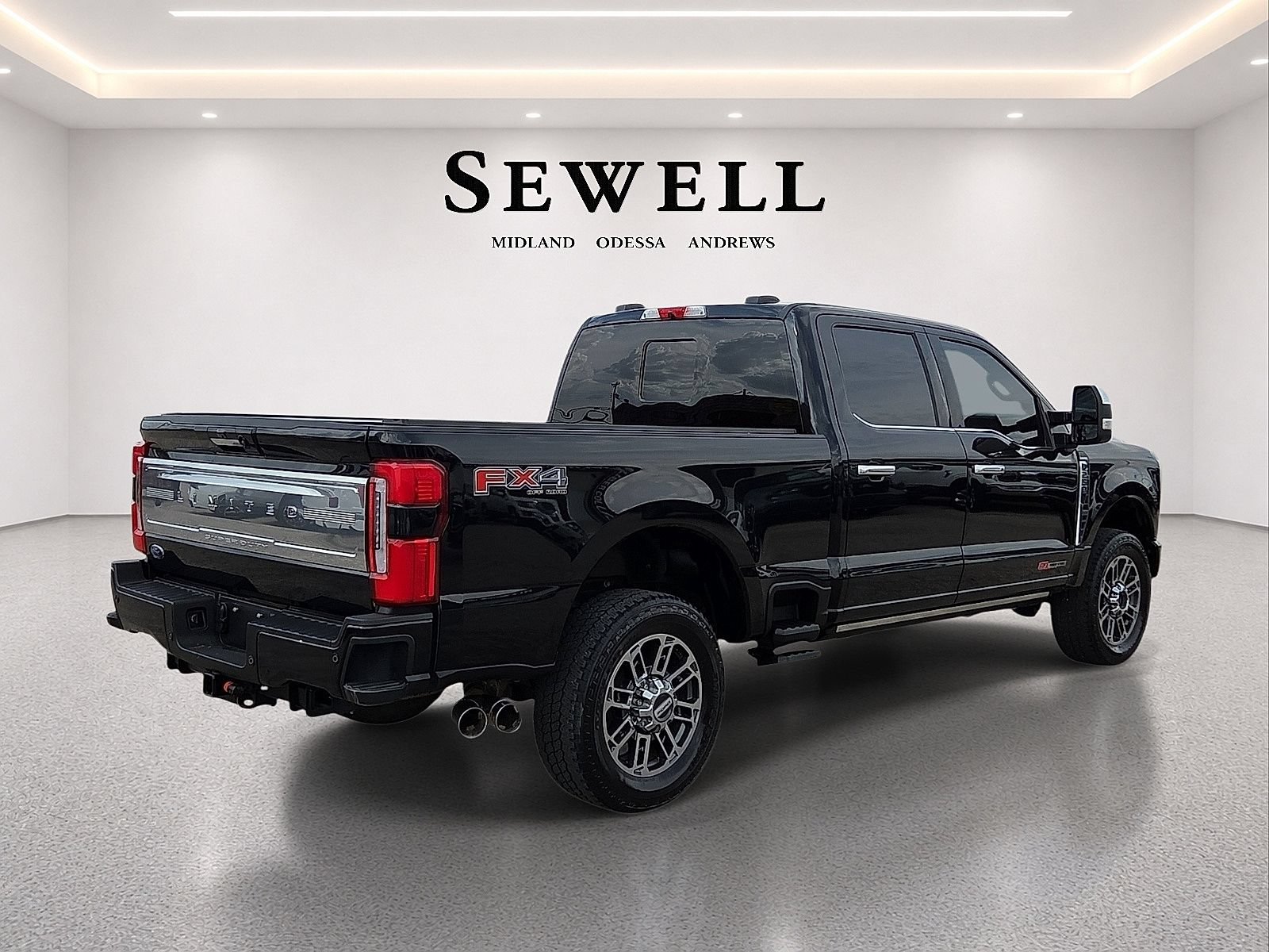 Used 2024 Ford F250 Limited w/ FX4 Off-Road Package AWD/4WD image 4