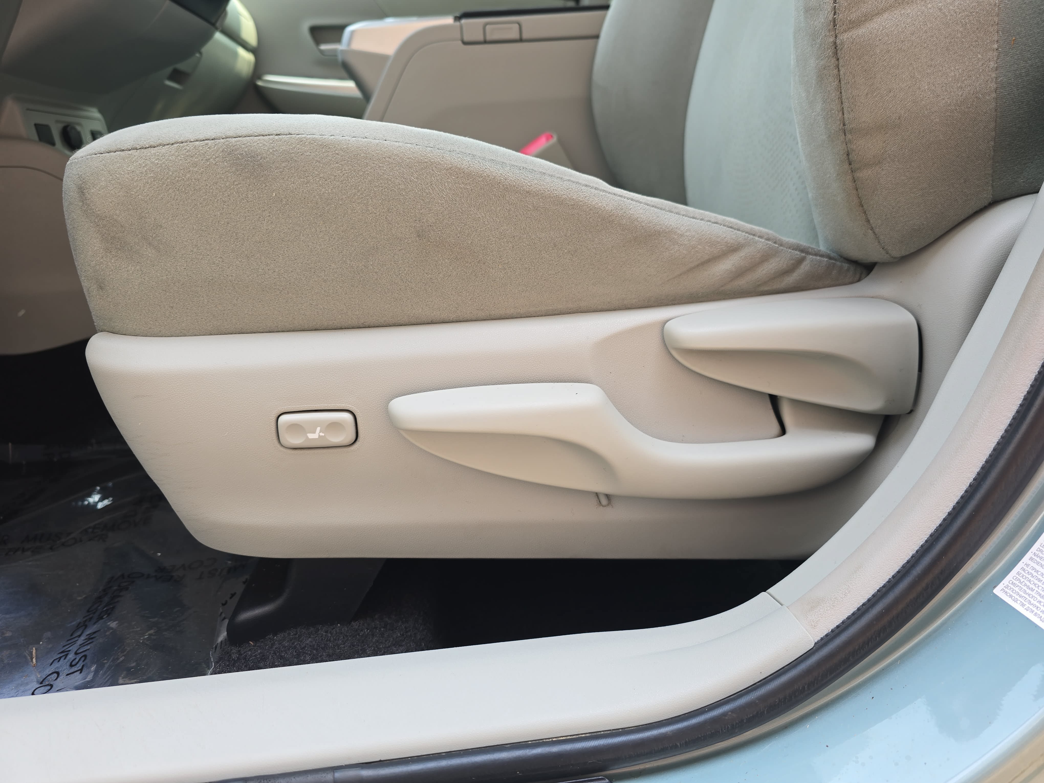 Used 2013 Toyota Prius V Two FWD image 27