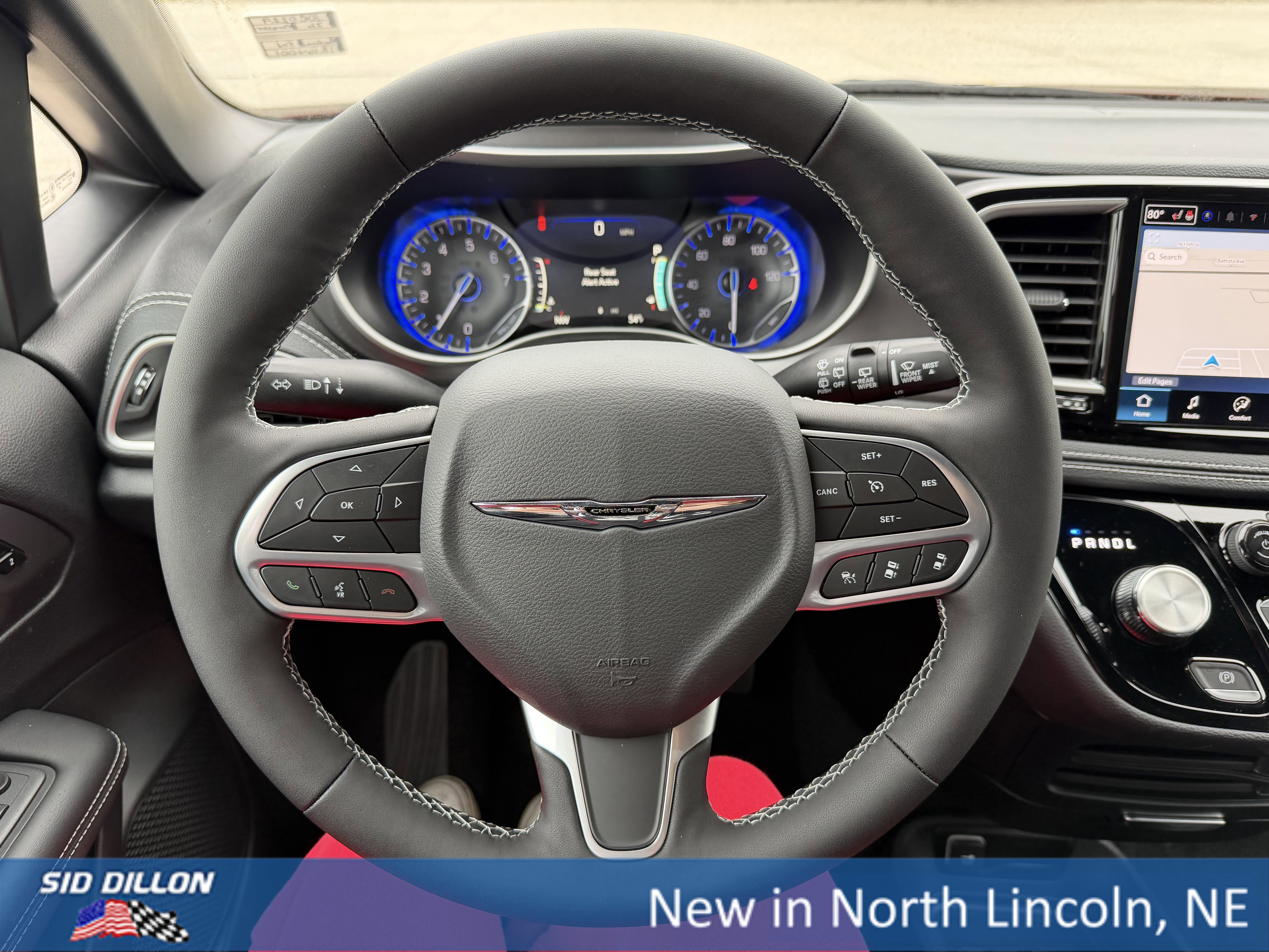 New 2026 Chrysler Pacifica Select image 7