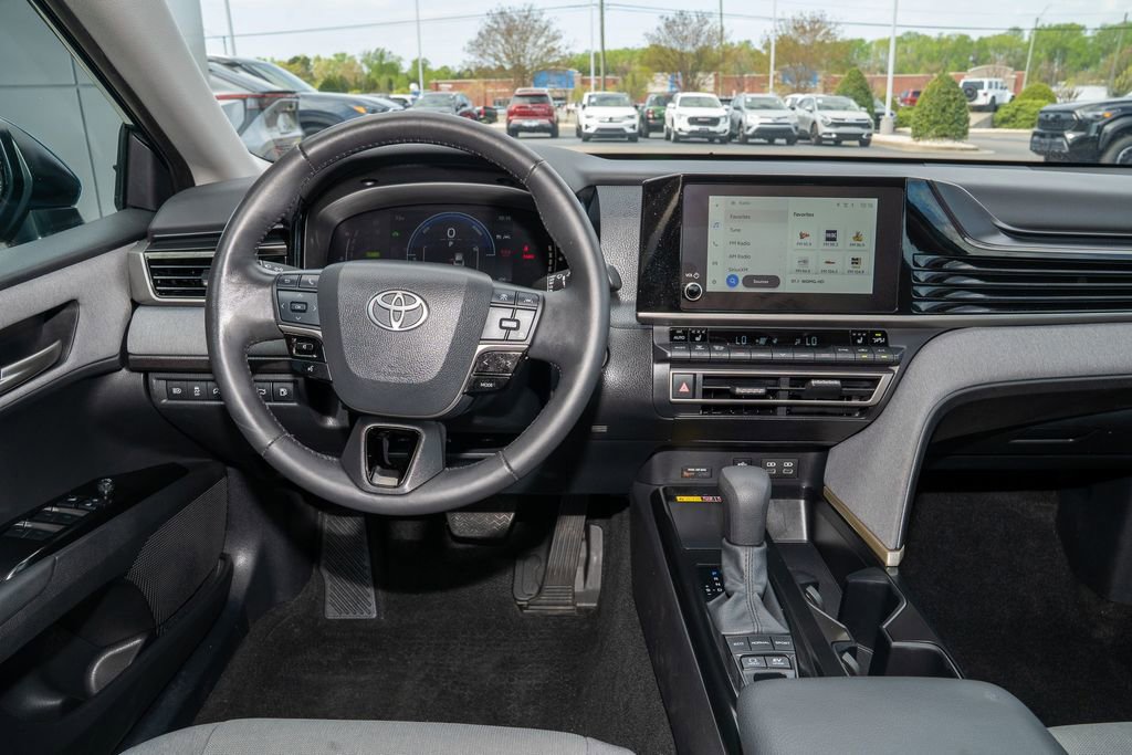 Certified 2025 Toyota Camry LE w/ Convenience Package image 6