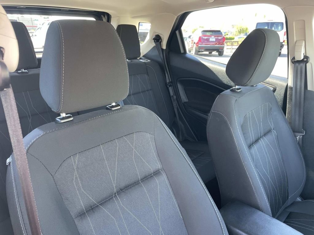 Used 2022 Ford EcoSport SE w/ SE Convenience Package image 26