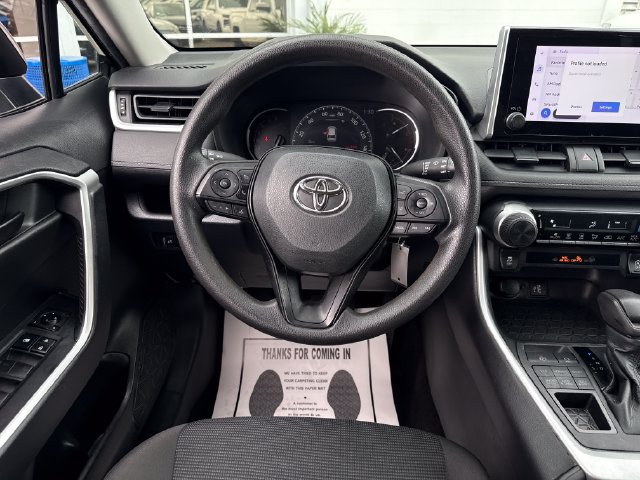 Used 2023 Toyota RAV4 LE AWD/4WD image 14