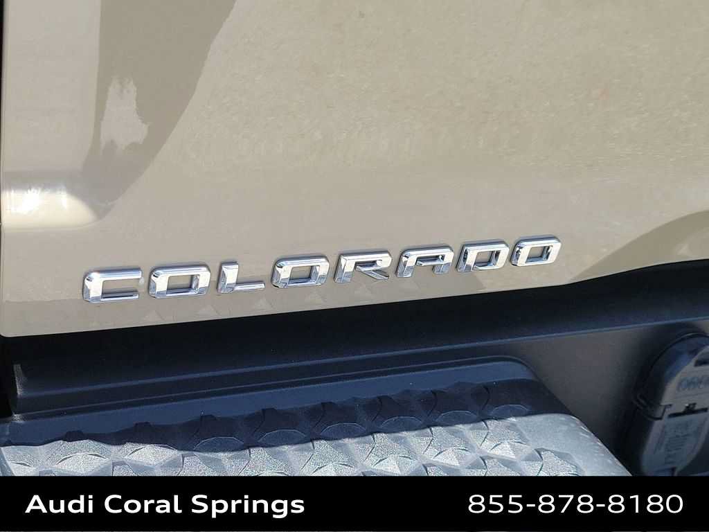 Used 2024 Chevrolet Colorado Trail Boss w/ Advanced Trailering Package AWD/4WD image 15