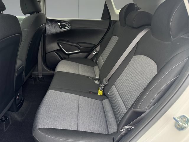 Used 2022 Kia Soul GT-Line FWD image 8