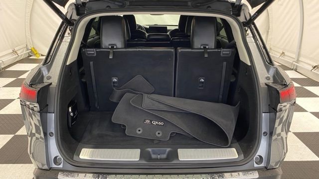 Used 2022 INFINITI QX60 Luxe w/ Performance Audio Package image 4