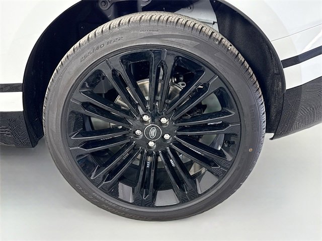 New 2026 Land Rover Range Rover Velar Dynamic SE image 33