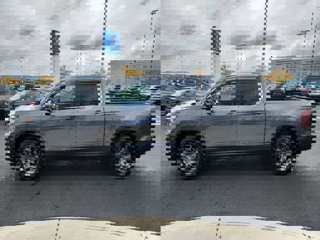 Certified 2021 Honda Ridgeline RTL image 5