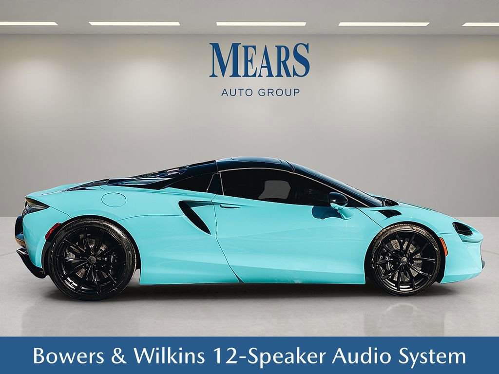 Used 2025 McLaren Artura Spider image 5