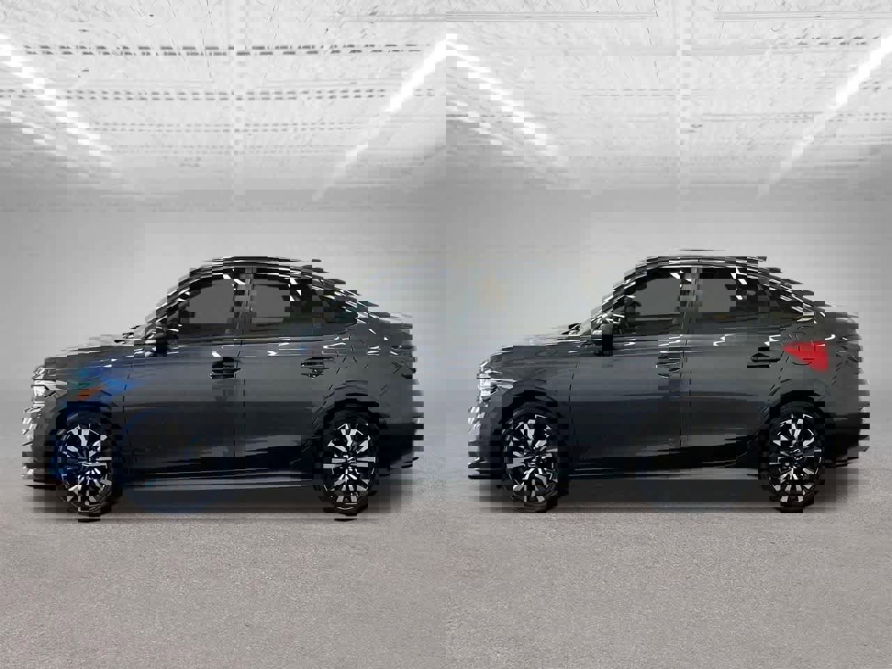 Used 2023 Honda Civic EX image 2