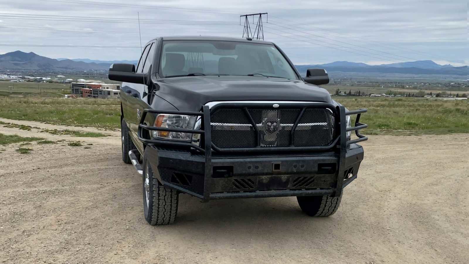 Used 2015 RAM 3500 Tradesman w/ Chrome Appearance Group AWD/4WD image 3