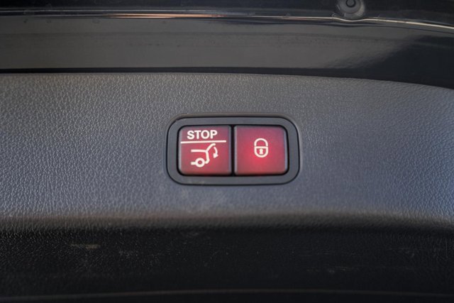 Certified 2024 Mercedes-Benz GLC 300 4MATIC image 11